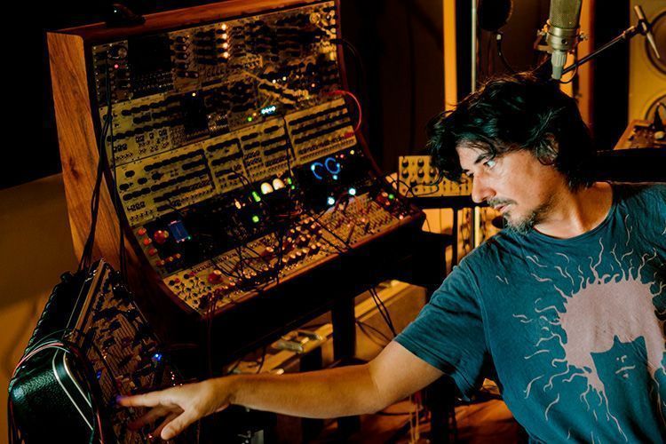 L Acoustics Amon Tobin HI