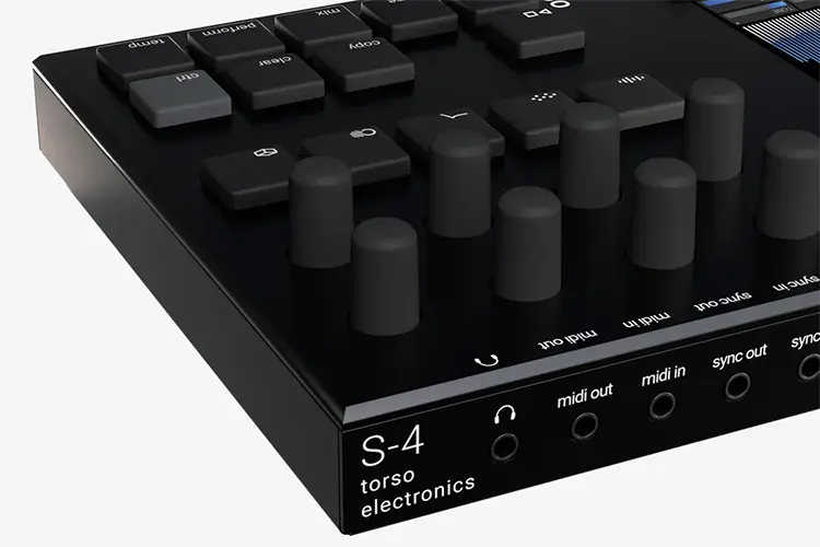 Torso S 4 7 HI