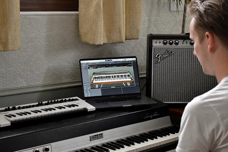 Rhodes v8 3 HI
