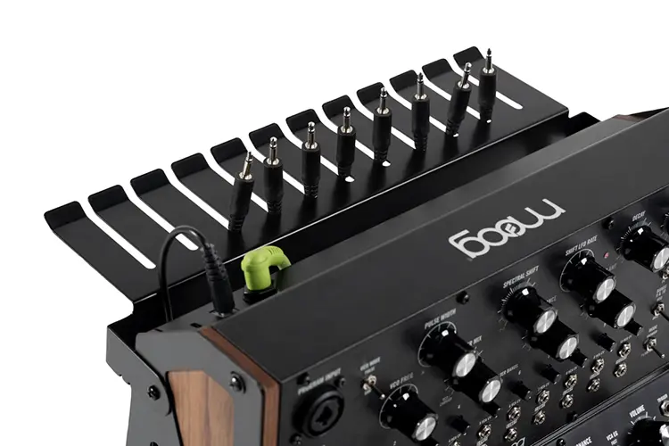 Moog Music kit 6 HI