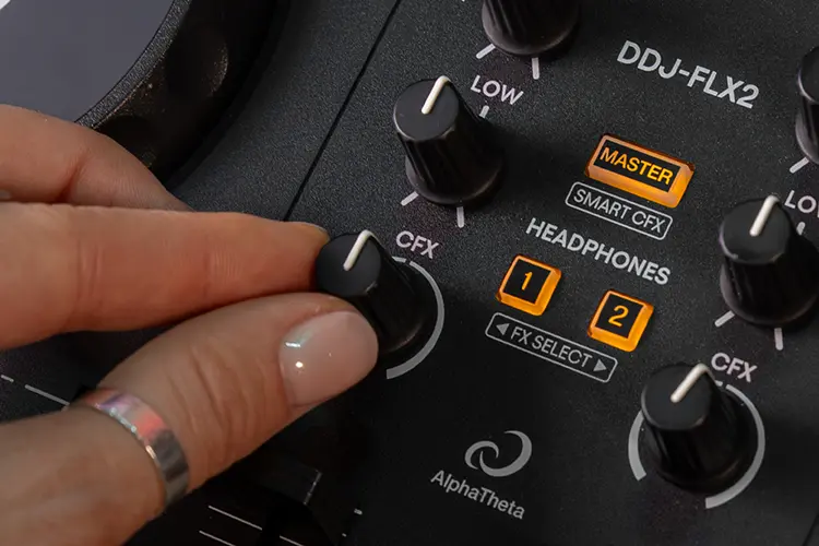 AlphaTheta dj 5 HI
