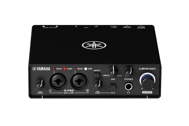 Yamaha steinberg 4 HI
