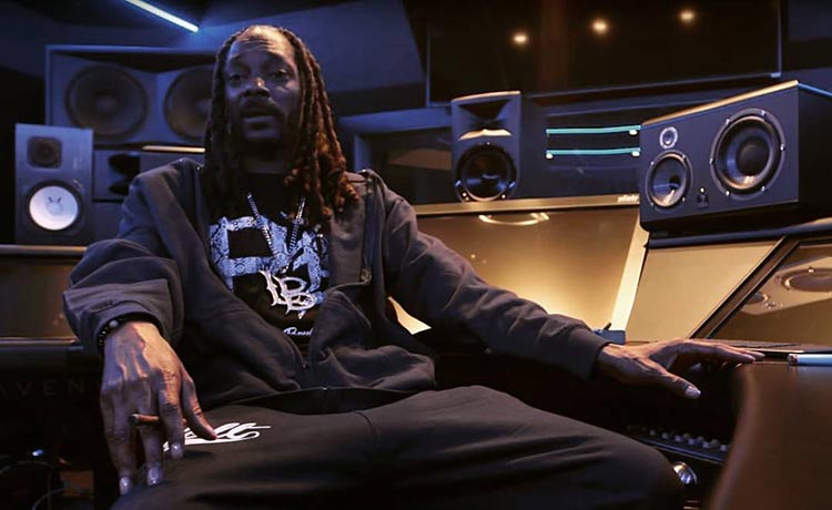 Snoop in Studio B
