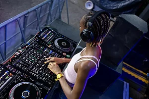 Alpha Theta DJ 6 HI